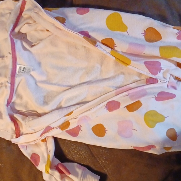 CARTER'S SIZE 24 MONTHS, ZIP UP, WITH A HOOD. - Picture 6 of 7